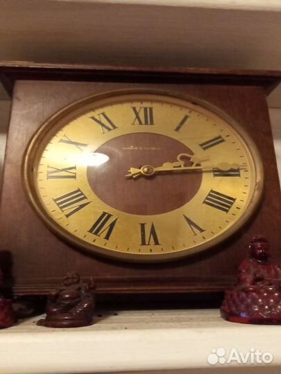 Часы настенные из СССР