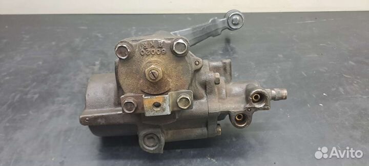 Рулевой редуктор Toyota Hilux Surf 130 правый руль