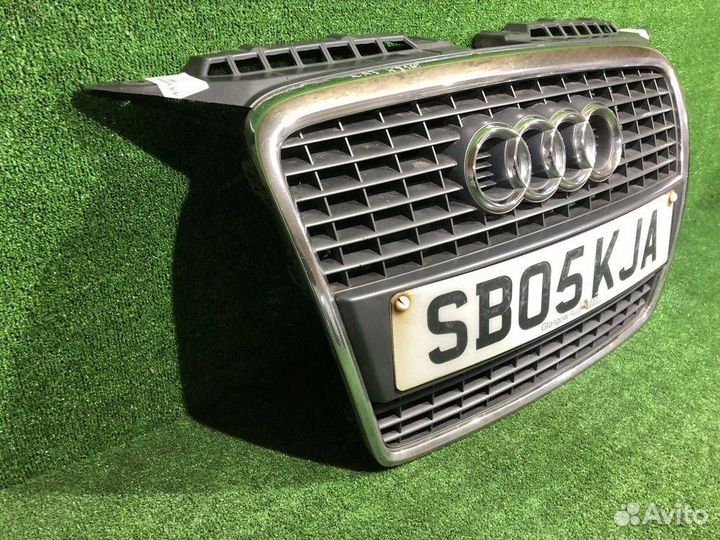 Решетка радиатора Audi A3 8P 2005-2008 1й рест