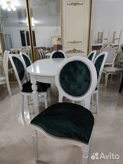 Мебель столы и стулья