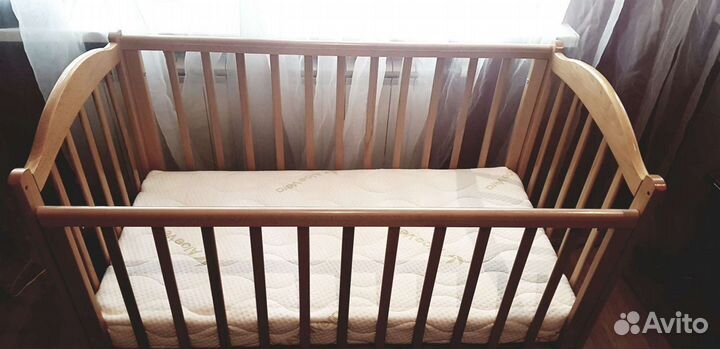 Кроватка Лель с маятником и шкафчиками, с матрасом