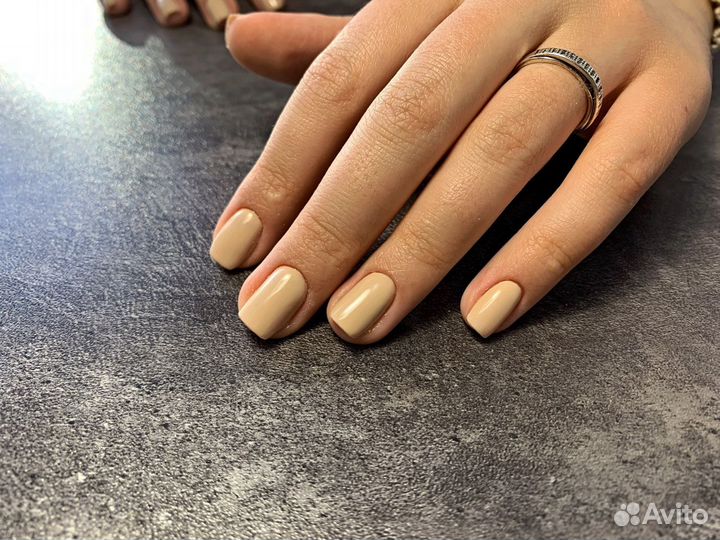 Маникюр аппаратный с покрытием гель-лаком