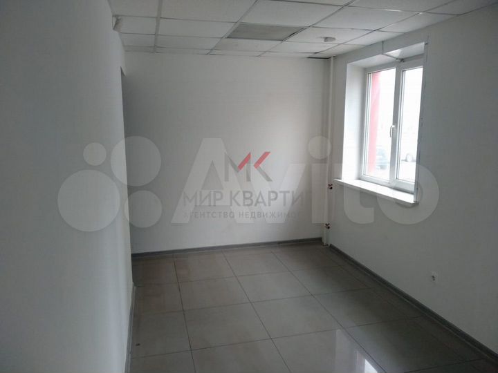 Торгово-офисное помещение 9 кв м