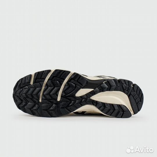 Кроссовки Asics Gel-Kahana 8 Mid White Black