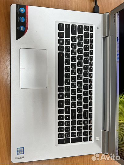 Lenovo ideapad 700