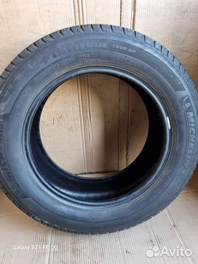 Michelin Latitude Tour HP 245/60 R18 104H