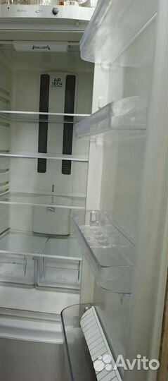 Холодильник Hotpoint ariston бу