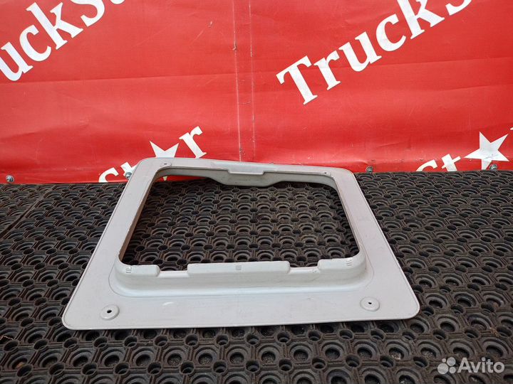 Рамка люка Volvo FH, Volvo FM