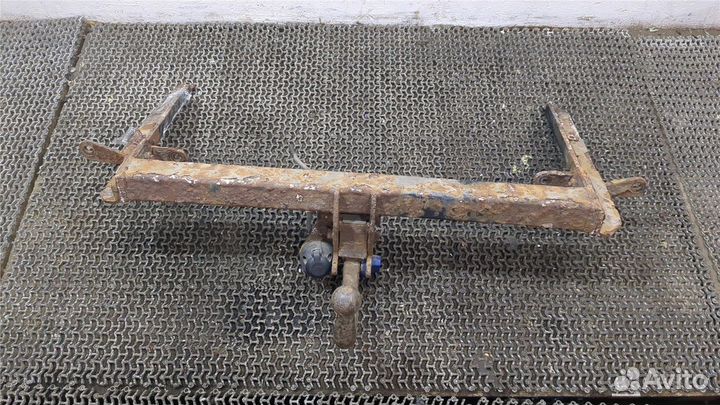 Прицепное устройство Opel Insignia, 2010