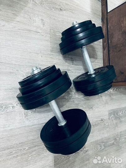 Гантель новая разборная обрезиненная