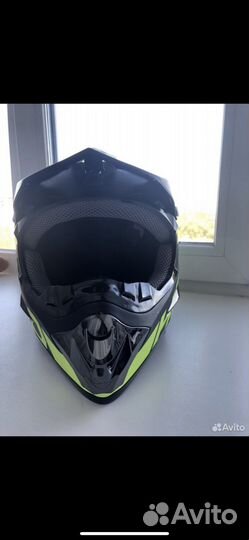 Кроссовый шлем