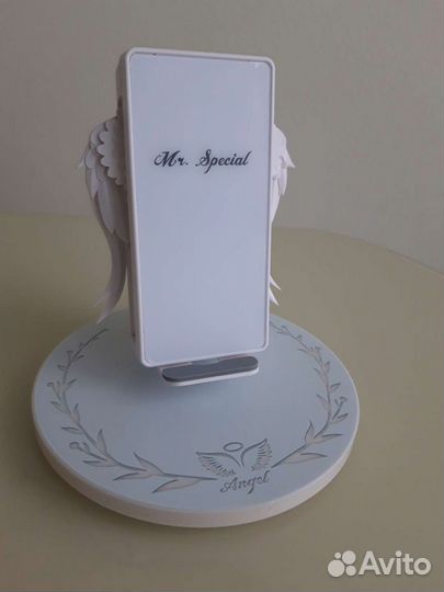 Беспроводное зарядное устройство Angel