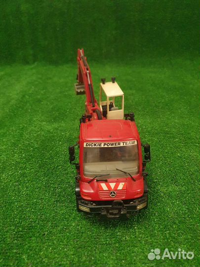 Модель авто Dickie toys
