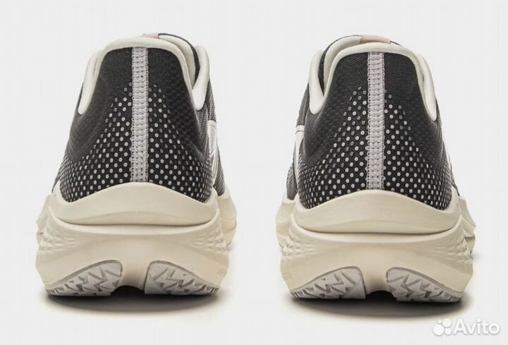 Кроссовки женские Li-ning