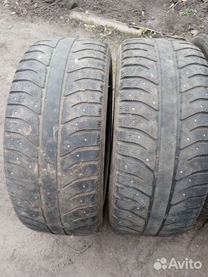 Kumho 722 215/50 R17 98