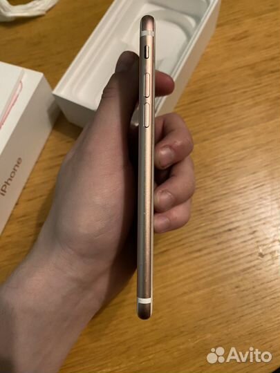 iPhone 7, 32 ГБ