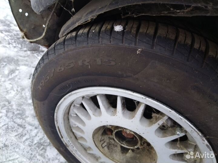 Разбор BMW 7 E32 735 M30 M30B34 коротыш частями