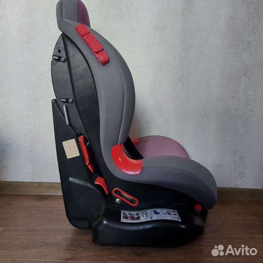 Детское автомобильное кресло Geburt