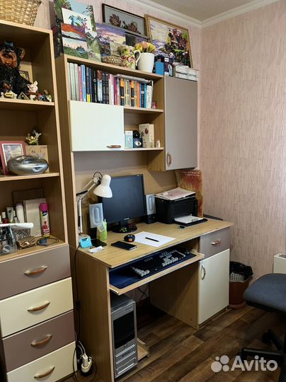 Компьютерный стол