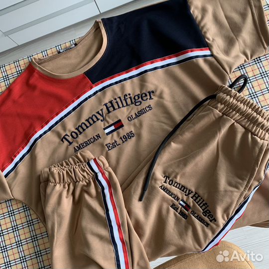 Спортивный костюм Tommy Hilfiger