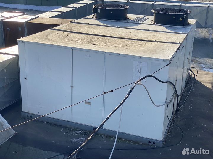 Крышный кондиционер rooftop york B2IH300A50