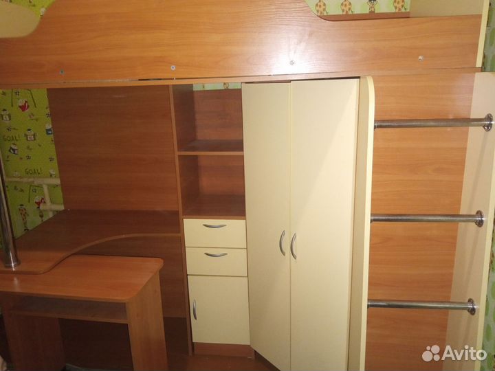 Двухъярусная кровать выдвижная бу