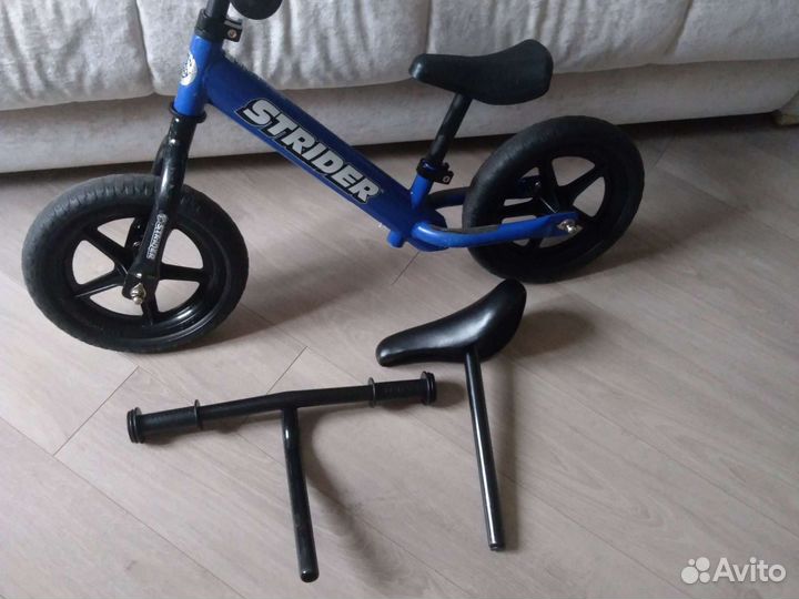 Беговел strider с доп. рулём и сиденьем на вырост