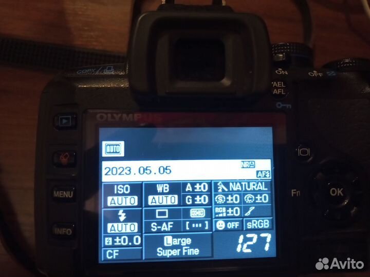 Olympus E-420 + Гелиос 44