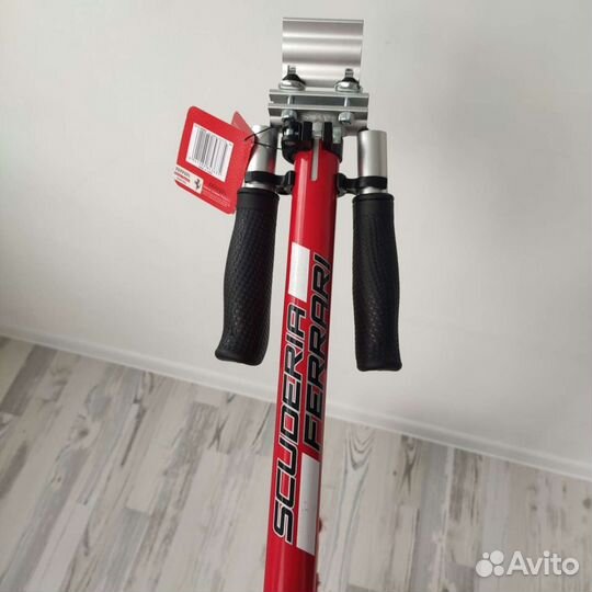 Самокат Ferrari, взрослый