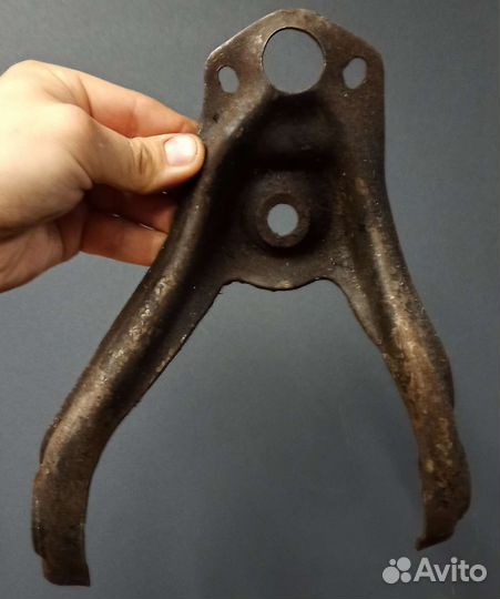 Рычаги верхние передние на москвич 402/407