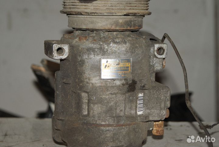 Компрессор кондиционера Audi A4 B5 8D