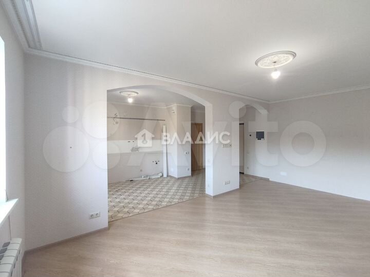 2-к. квартира, 57,4 м², 15/17 эт.