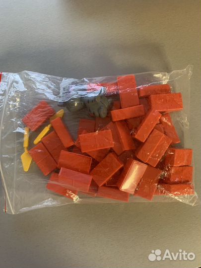 Игра кошка на стене