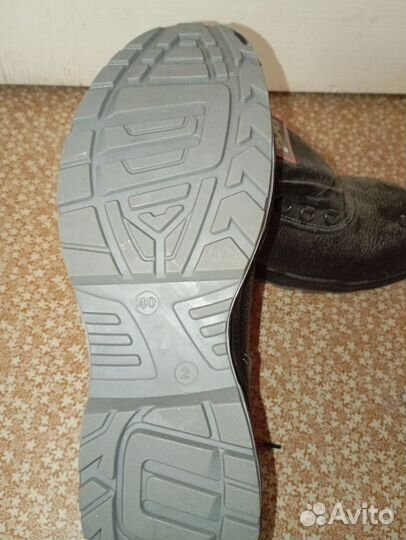 Ботинки рабочие. Размер 40