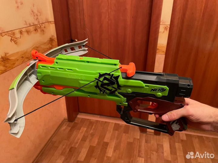 Nerf Zombie Strike Арбалет