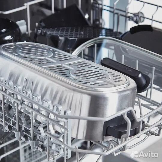 Пароварка Morphy Richards 470006