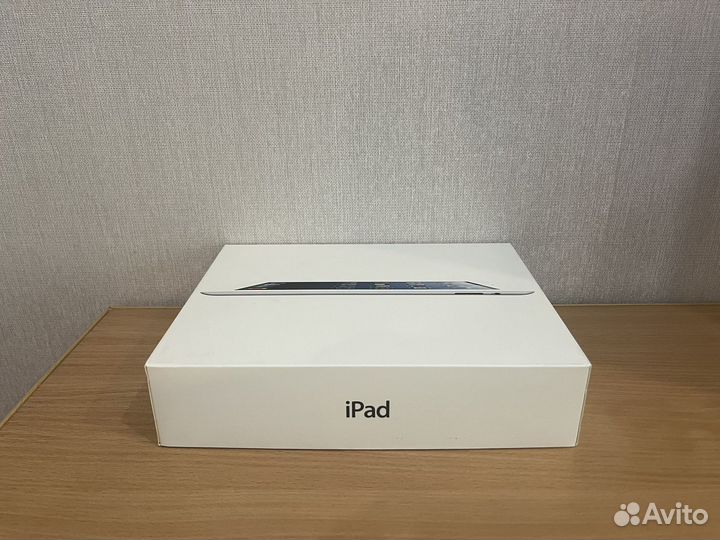 Планшет Apple iPad 4 32Gb