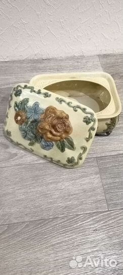 Шкатулка новая фарфор