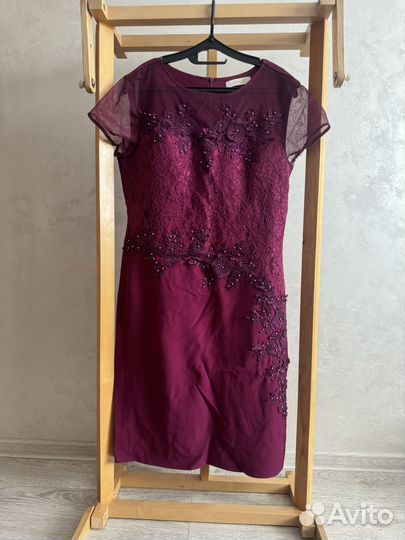 Нарядное платье