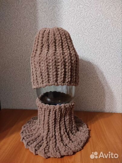 Шапка и манишка