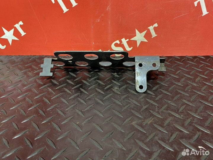 Кронштейн электромагнитных клапанов