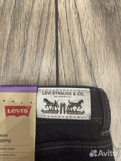 Джинсы levis новые