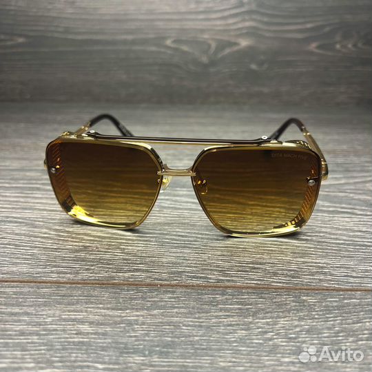 Солнцезащитные очки мужские