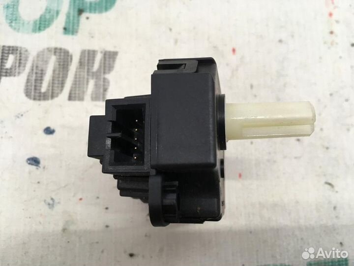 Моторчик заслонки печки для Mitsubishi Outlander 3