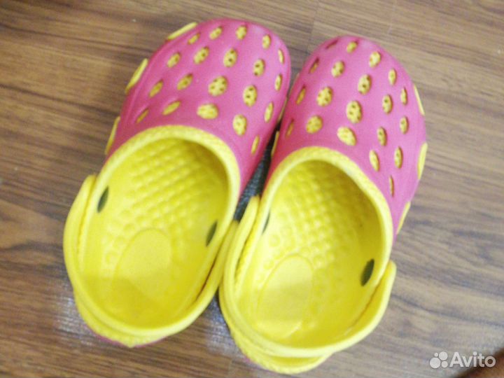 Сланцы детские crocs