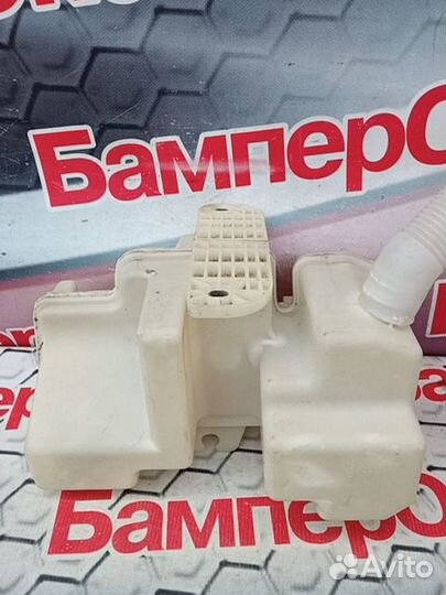 Бачок омывателя Audi Q3