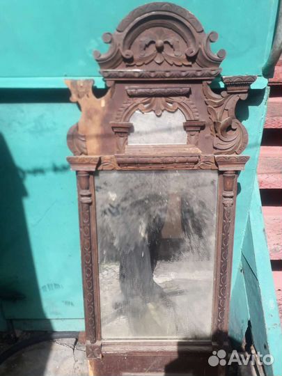 Старинное зеркало