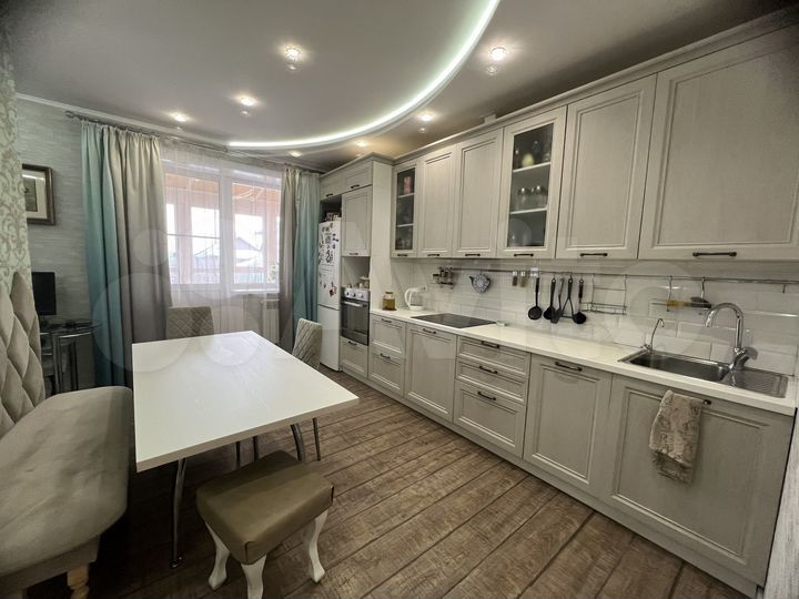 Коттедж 160 м² на участке 9,5 сот.