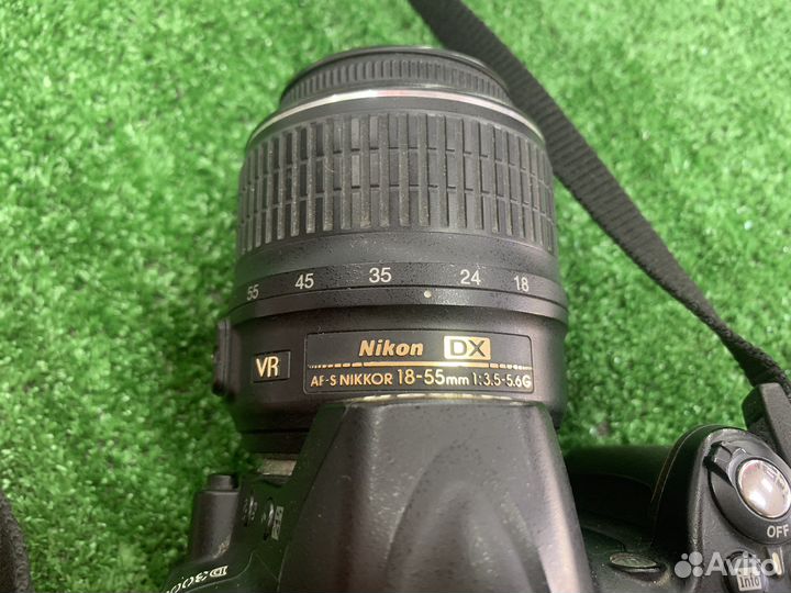 Nikon D3000 (Гарантия)