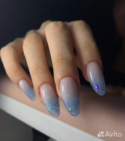 Маникюр на дому